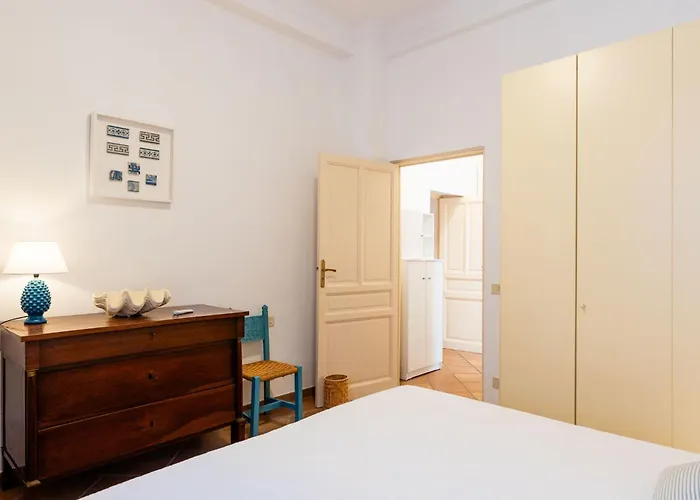 Adriana By Interhome * 阿拉西奥