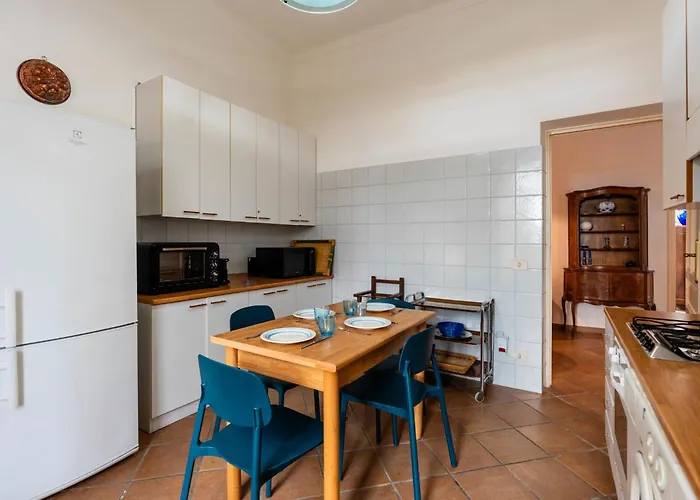 Adriana By Interhome * 阿拉西奥